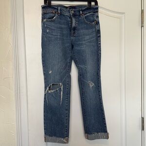 Gap Girlfriend cropped jeans. Size 2/26
